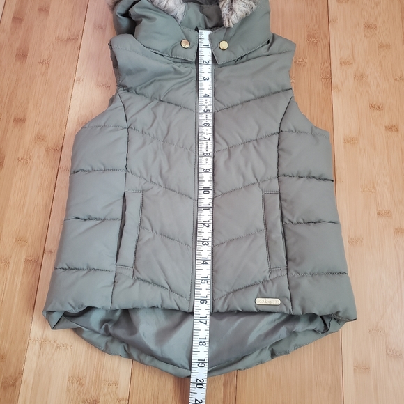 Puffer vest for girls - Picture 6 of 8